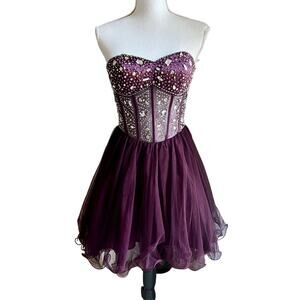 Blondie Nites grape strapless tulle sweetheart party homecoming dress size 7